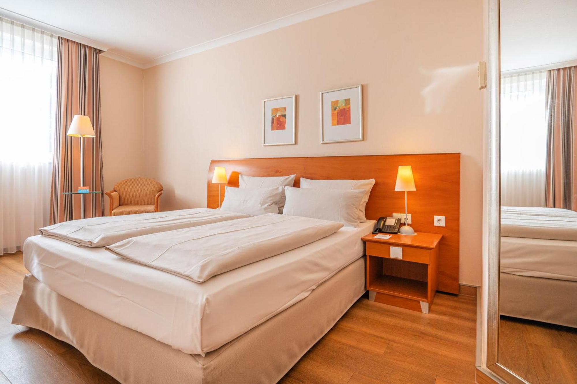Philero Hotel Koeln Luaran gambar